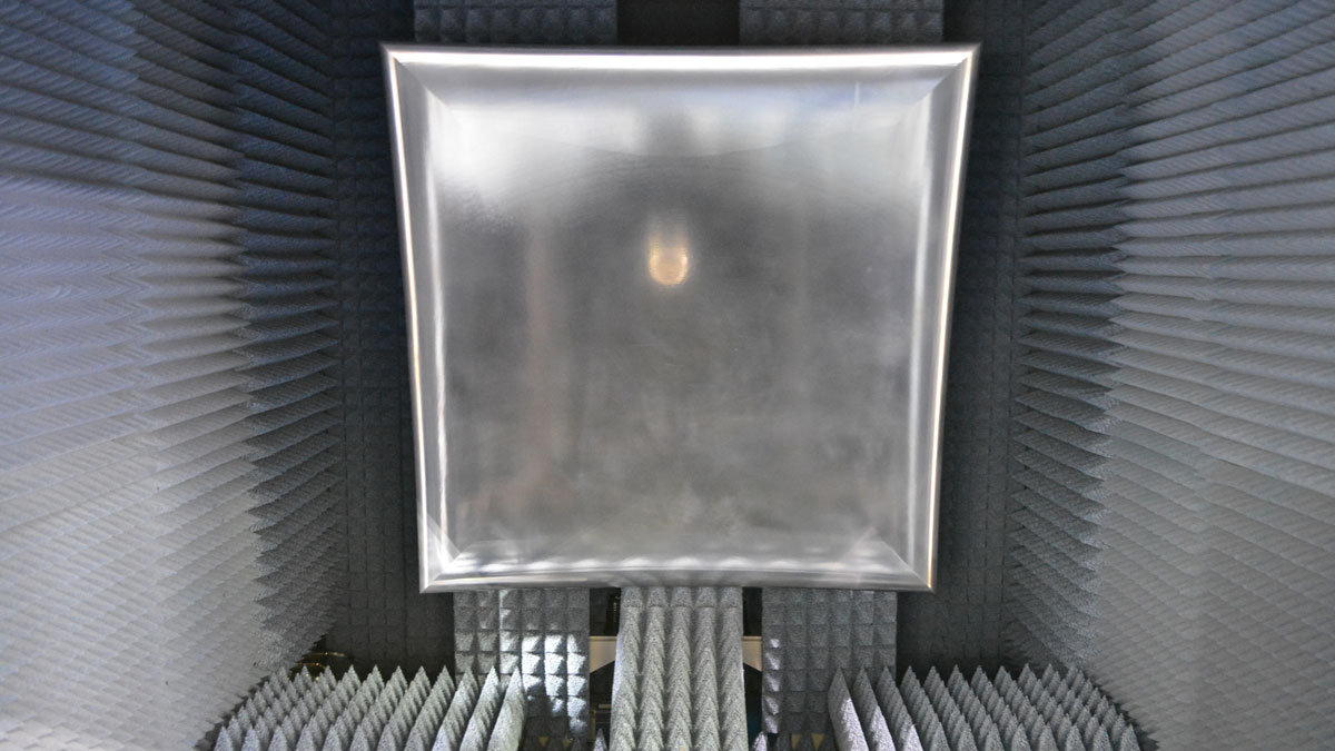 RF Scene Generator Reflector