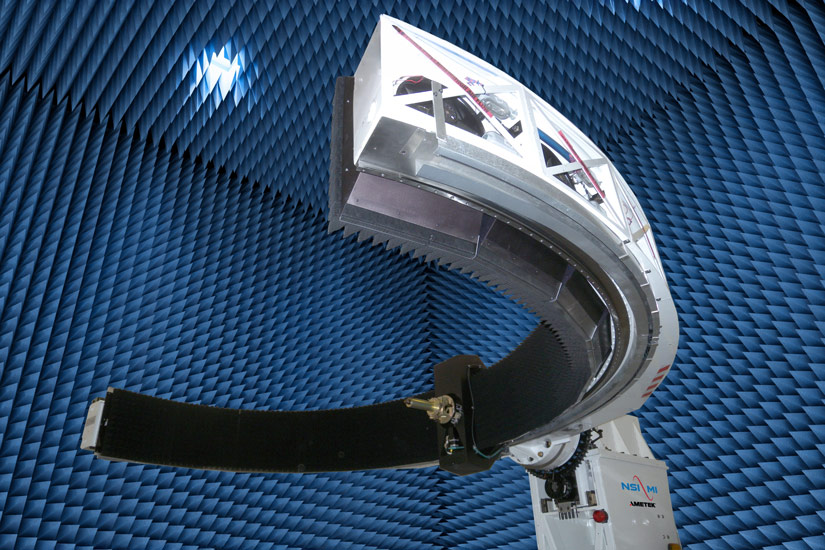 Spherical Near-Field Arch Roll Scanner